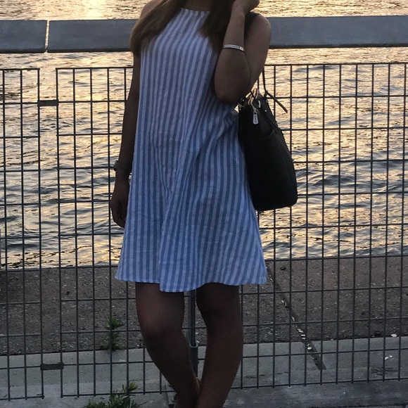 Dress (size x-small) - Picture 2 of 2